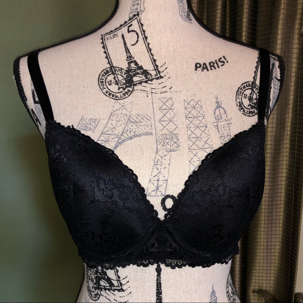 NWOT black pushup bra